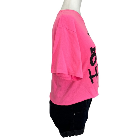 Graphic Tee THE BLACK HOLE Raw Hem Fluorescent Pink Black Medium M - Picture 5 of 12
